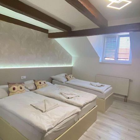 Hotel U Radnice As As Ngoại thất bức ảnh